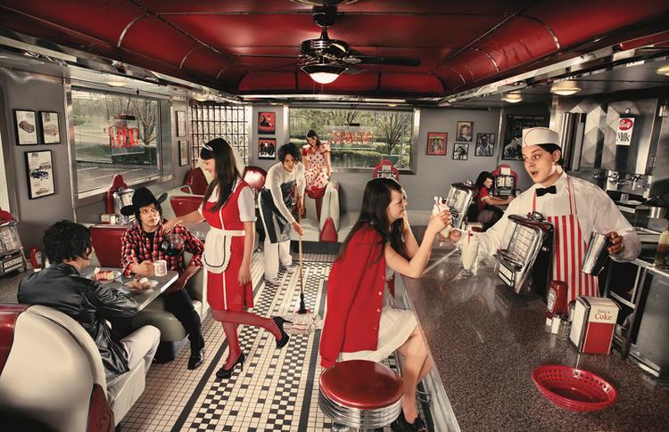 Portrættet af The White Stripes kan ses på udstillingen 'Closer'. 