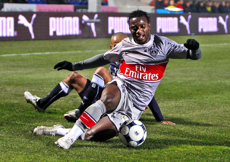 Stephane Sessegnon har for længst vist sit værd i PSG og spiller en vigtig rolle i klubbens succes. Foto: Bob Edme/AP 