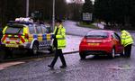 Politiet er i fuld gang med efterforskningen af sagen, hvor to britiske soldater blev dræbt og fire såret, da bevæbnde mænd angreb en britisk militærbase. 