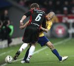 Samuel Holmén og de øvrige Brøndby-spillere kæmpede bravt, men blev møre i løbet af anden halvleg. 