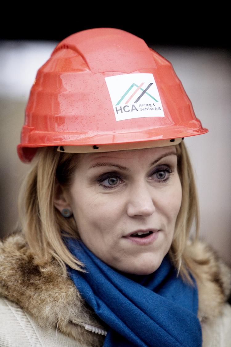 »Trods de faldende boligpriser, så er det meget få mennesker med almindelige indtægter, der har råd til en ejerbolig i København«, siger Helle Thorning-Schmidt. 