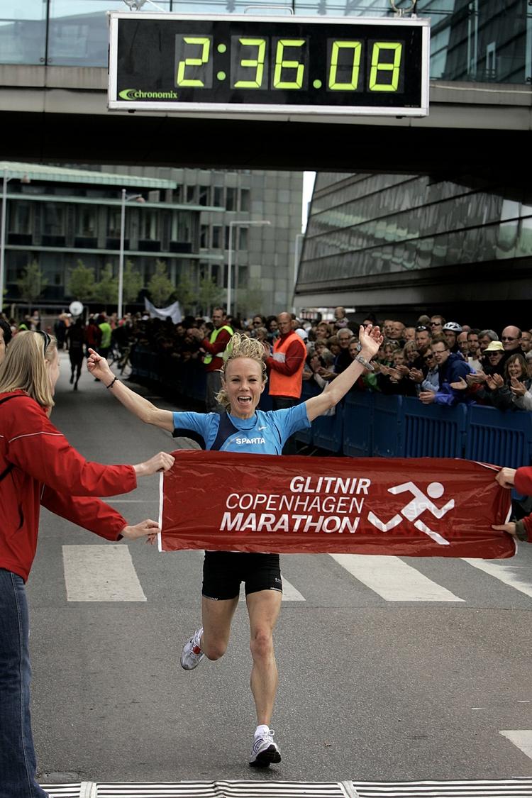 Det ser ud til, at et stort antal kvinder stiller op til start, når Copenhagen Marathon skydes i gang den 24 maj. Her er det sidste års vinder på kvindesiden,  Annemette Aagaard. 
