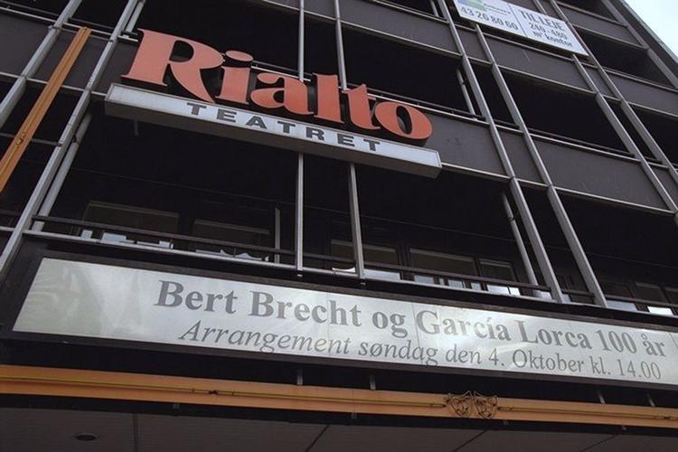 Der skal et nyt navn på Rialto Teatrets gamle facade. Hvilket skal afgøres i en åben konkurrence. 