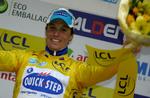 Sylvain Chavanel vandt udbrydernes spurt og kunne efter etapen lade sig hylde i løbets gule førertrøje. 