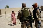 De danske soldaters tilstedeværelse i Afghanistan er ikke bare noget, som bliver en del af mange afghanske børns dagligdag. Det påvirker også soldaternes børn hjemme i Danmark. (Arkivfoto) 