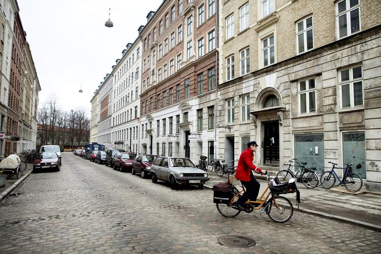 På grund af udlån på i alt 311 millioner kroner frygter flere andelshavere, at andelsforeningen står foran voldsomme huslejestigninger og i sidste ende en decideret tvangsauktion. 