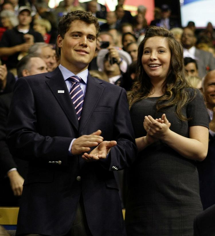 Levi Johnston og Bristol Palin til republikanernes landsmøde 3. september 2008, hvor Sarah Palin leverede sin første store tale på nationalt tv. 