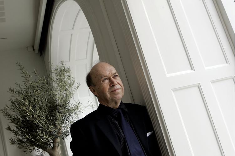 Den tidligere amerikanske præsident, George Bush, forsøgte at lukke munden på Nasas klimachef James Hansen. Men det lykkedes ikke - nu snakker han videre. 
