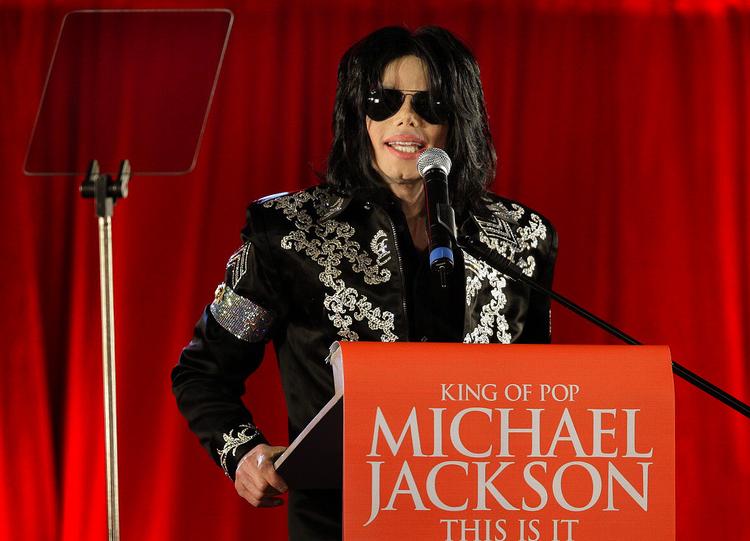 Michael Jackson har allerede rekorden for flest koncerter i træk på Wembley (7). Nu får han også rekorden i O2 Arena, hvor der er lagt op til et halvt hundrede koncerter. Foto: Joel Ryan/AP 