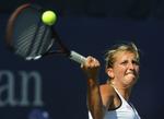 Timea Bacsinszky under US Open, hvor hun vandt over nummer 33 og 69 i verden, inden hun blev besejret af Dinara Safin, der var nummer 7 på daværende tidspunkt. Arkivfoto. 