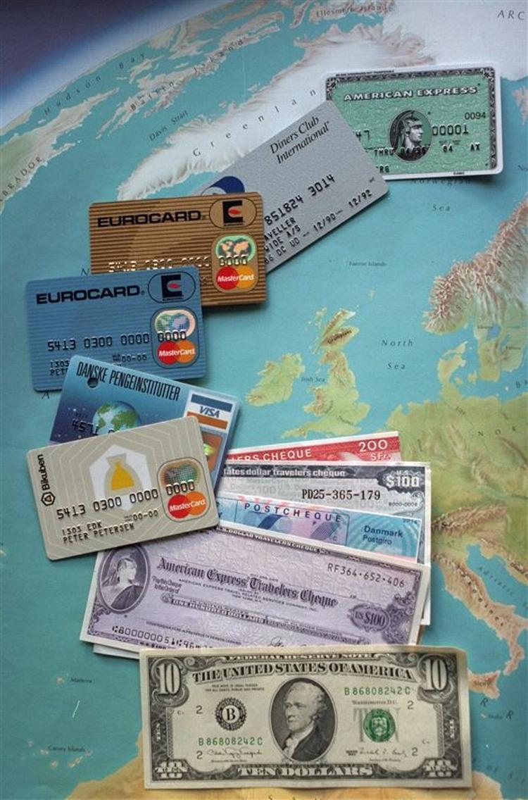 Et indbrud i et stort svensk betalingssystem berører kunder med både Mastercard, Visakort og Eurocard. Alle kort skal spærres og udskiftes. 