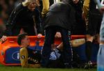 Michael Jakobsen måtte bæres fra banen med få minutter igen af kampen mod Manchester City, men AaB'eren har ikke pådraget sig nogen alvorlig skade. 