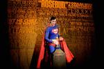 Ikonet Superman, her i Hollywood, Los Angeles, sælger godt. Et hæfte med helten indbragte millioner. 