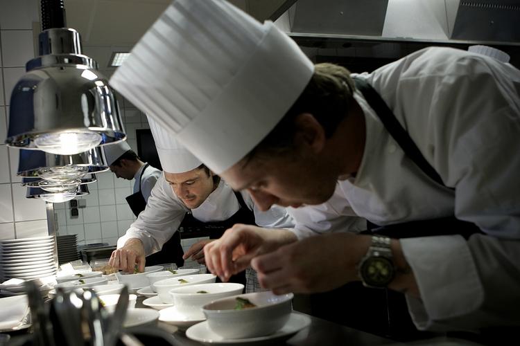 Restaurant Herman i Nimb and Restaurant Kokkeriet both awarded Michelin stars bringing to 13 the number of restaurants in Denmark with a Michelin star award. 