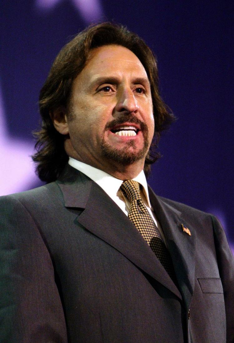 Arkivfoto fra august 2004 af Ron Silver, der nu er død efter en to år lang kamp mod kræft. 
