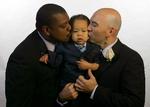 Nu bliver det lovligt for homoseksuelle danskere at adoptere børn. Flere lande tillader og ikke adoptioner til homoseksuelle par. 