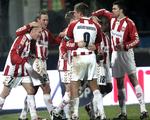 AaB-spillerne og de mange fans er ramt af fodboldfeber. Arkivfoto. 