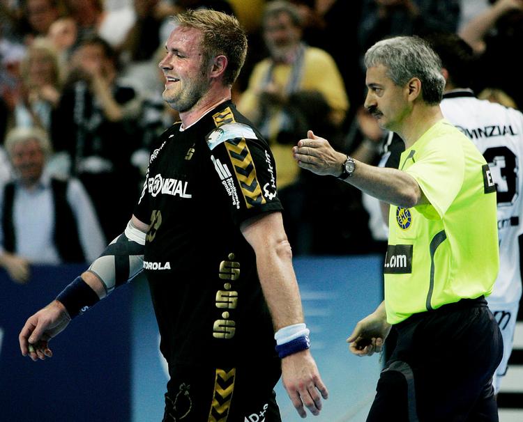 Joachim Boldsen (til venstre) tabte i 2007 Champions League-finalen til Kiel. Danskeren blev udvist tidligt i kampen af de to dommere. Arkivfoto. 