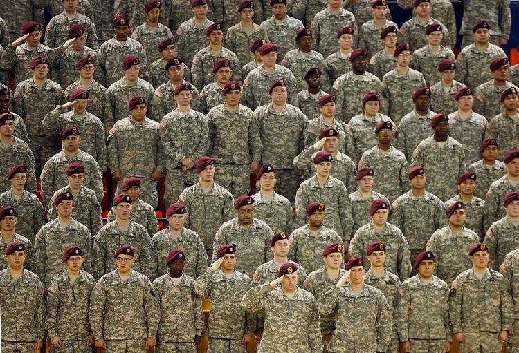 USA's militær har 1,4 millioner mænd og kvinder ansat. 2.923 af dem anmeldte sidste år et seksuelt overgreb. 