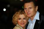 Skuespillerinden Natasha Richardson - her med manden Liam Neeson - er død i en skiulykke (arkivfoto fra oktober 2008). 