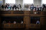 Muslimske kvinder overværer en debat i Folketinget. (Arkivfoto) 