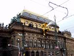 I maj 2003, op til  Tjekkiets EU-afstemning, var det  meningen, at David Cerny ville have installeret skulpturen 'Nation to Itself' på taget af Nationalteatret i Prag.  En onanerende statue. Bestyrelsen  for teatret aflyste dog projektet. Fotomanipulation: David Cerny 