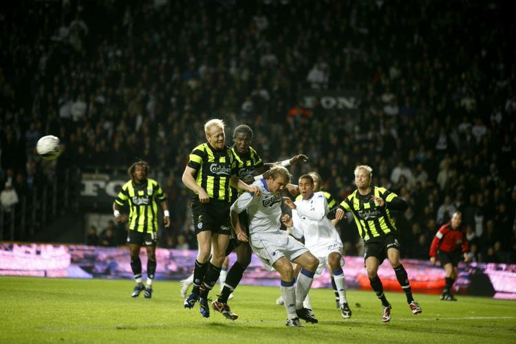 OB og fik 0-0 med hjem fra Parken, da de to tophold mødte hinanden i oktober 2008. Arkivfoto. 