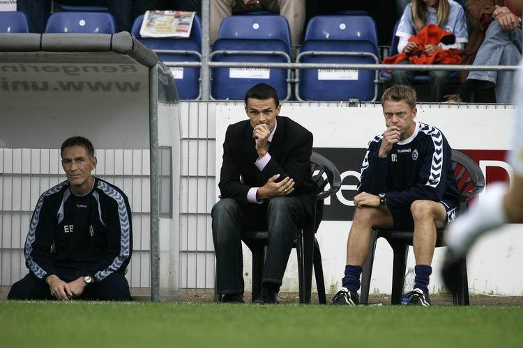 Ole Schwennesen (th.) har tidligere været træner i Sønderjyske (sammen med målmandstræneren Erik Boye og Michael Nonbo) og Kolding FC. Arkivfoto. 