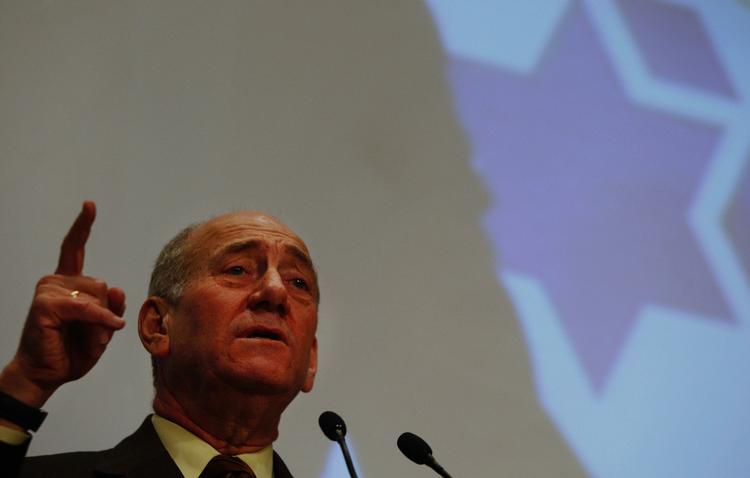 Ehud Olmert frygter, at Israel vil blive isoleret på en måde, som landet ikke har oplevet i sin historie. (Arkivfoto) 