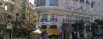 Tag et billede af en bygning med din mobiltelefon og lad Google identificere den og derpå fortælle dig, hvad der sker bag facaden. Her er det et billede i Google Street View af Hotel Venecia i spanske Valencia. 