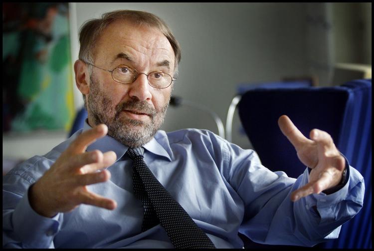 Ebbe Lundgaard sad som kulturminister i Nyrup-regeringen fra 1996 til 1998. (Arkivfoto) 