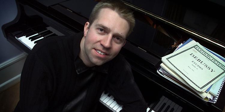 Den norske klaverstjernes nyeste cd er spændt til bristepunktet med vanvittig god, temmelig ukendt musik. 