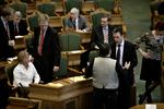 »VKO-blokken har ikke evnet at mindske de omsiggribende problemer med bandevold og ghettoisering«. 
