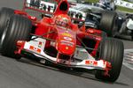 Claus Hjort Frederiksen fik mulighed for at se Formel 1-stjernen Michael Schumacher folde sig ud. Billedet er fra løbet, som ministeren overværede. 