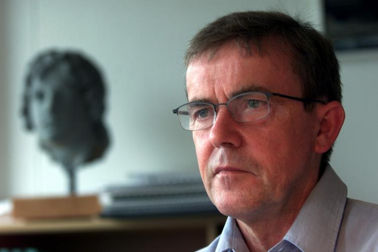 Holbæks radikale borgmester Jørn Sørensen er bekymret over udsigterne til, at hans parti går i regering med SF. 