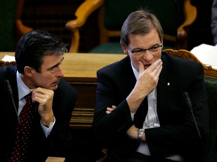 Anders Fogh Rasmussen udtrykte fuld tillid til den tidligere konservative formand, da han blev kritiseret for at have været på en række golf- og jagtrejser i hans tid som vicestatsminister. Statsministeren har ikke kommenteret Bendtsens brud på jagtloven. (Arkivfoto) 