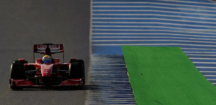 Ferrari Formel 1-kører, Felipe Massa fra Brasilien, kommer ind på fjerdepladsen, når det gælder total indtjening for sæsonen. Arkivfoto. 