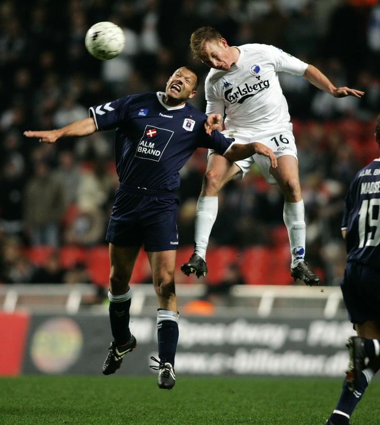 Dan Thomassen (th. mens han spillede for FCK) er klar til forårskampe for AGF. Arkivfoto. 