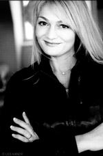 Stine Bolther (f. 1976) er ansat på Ekstra Bladet og skrev i 2006 'Drabschefen', et portræt af kriminalinspektør Ove Dahl. Foto fra forlaget 