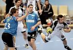 EHF vil nu iværksætte en række nye tiltag for at dæmme op for den snyd, der det seneste stykke tid har rystet håndboldverdenen. Her er det Igor Anic (th.) fra den korruptionsanklagede klub THW Kiel. 