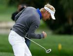 Søren Kjeldsen knytter næven efter en birdie på 17. hul. 