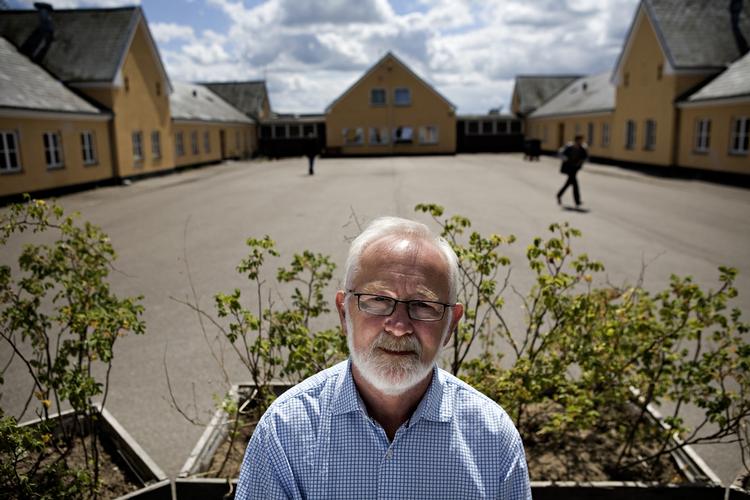 Selv om han kæmper for bedre forhold for asylansøgere, tager asylchef Jørgen Chemnitz afstand fra organisationen Bedsteforældre for asyl. Arkivfoto. 