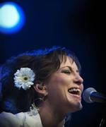 Lisa Nilsson optrådte sidst i Danmark i rollen som jazzdiva. Nu kommer hun snart til byen med sit svensk-brasilianske band. 