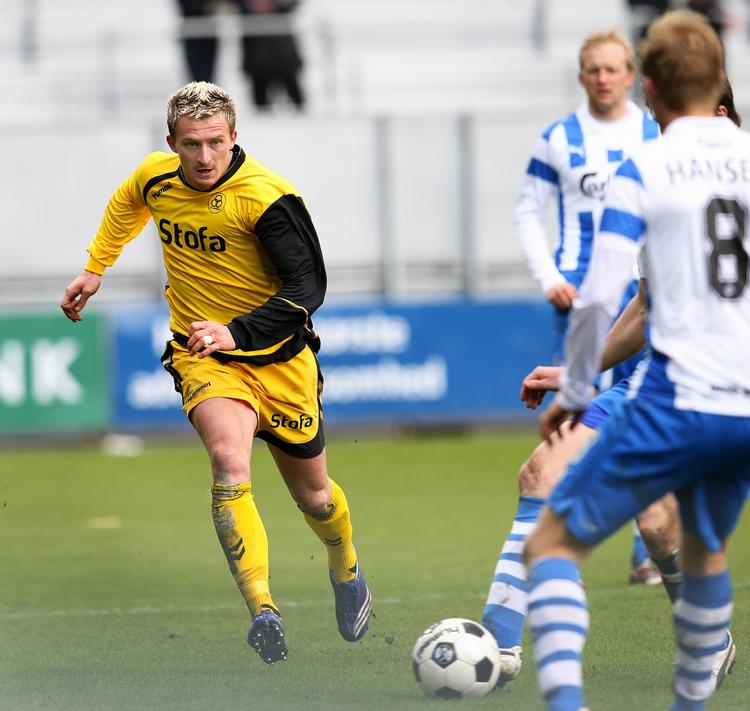 Besart Berisha (til venstre) håber på et mål mod Danmark. Albaneren har scoret to gange tidligere i sin landsholdskarriere. Arkivfoto. 