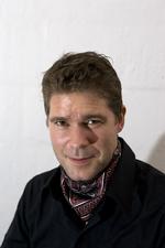 Så er den gal igen ... Produceren Phase 5 og andre mener, at manden bag X Factor-singlen 'Det bedste til sidst',  sangskriveren Søren Rasted (billedet) har ladet sig inspirere lidt for kraftigt af Kate Bush-hittet 'Running Up That Hill'. Arkivfoto. 