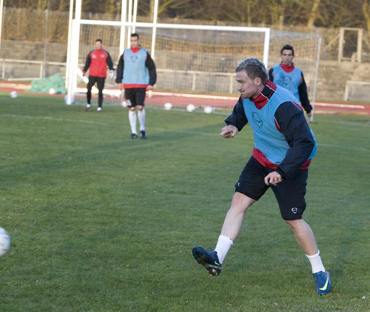 Albaniens mest kendte spiller er Horsens-angriberen Bessart Berisha, der har sagt, at han vil score mod Danmark. 