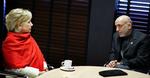 Den amerikanske udenrigsminister Hillary Clinton mødte i går med den afghanske præsident Hamid Karzai for blandt andet at diskutere den nye lov. 
