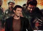 Hugh Jackman spiller hovedrollen som Logan/Wolverine i 'X Men-Originis:  Wolverine'. Her ses han foran en plakat for den forrige X Men-film, 'The Last Stand'. Arkivfoto. 