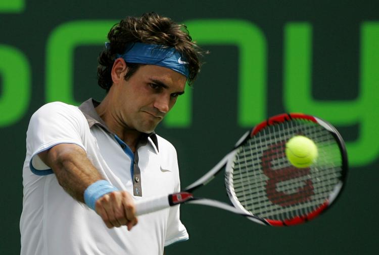 Roger Federer har ikke vundet en titel siden sejren hjemme i Basel i oktober 2008. Og i Miami kiksede det igen. 