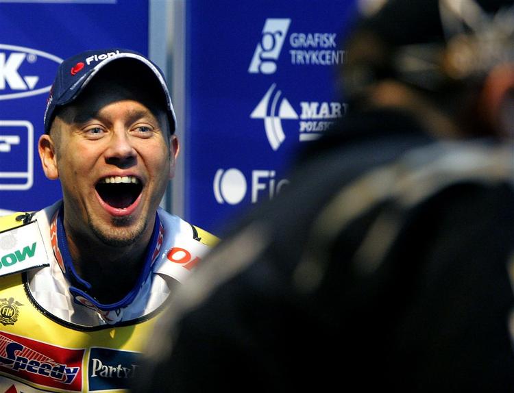 Den danske speedwayverdensmester, Nicki Pedersen, har sikret sig mod kursfald. Arkivfoto. 
